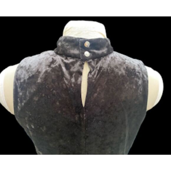 Velvet Glam Sleeveless Top by New Directions Choker Style Neck Sz L Fairy Goth - Picture 4 of 8
